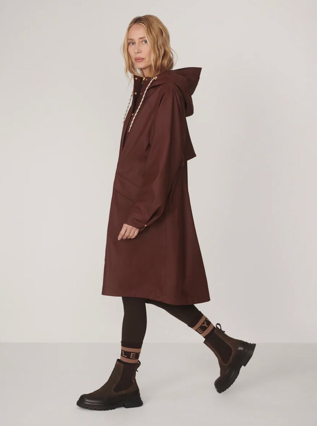 Varley Tovera Long Rain Jacket in Mahogany