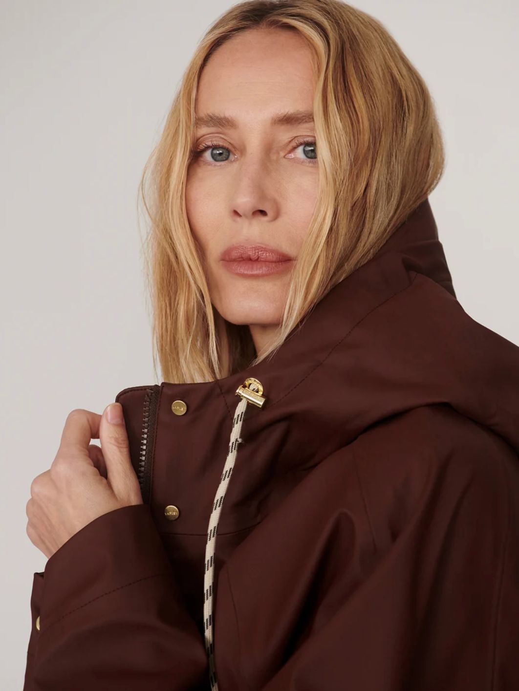 Varley Tovera Long Rain Jacket in Mahogany