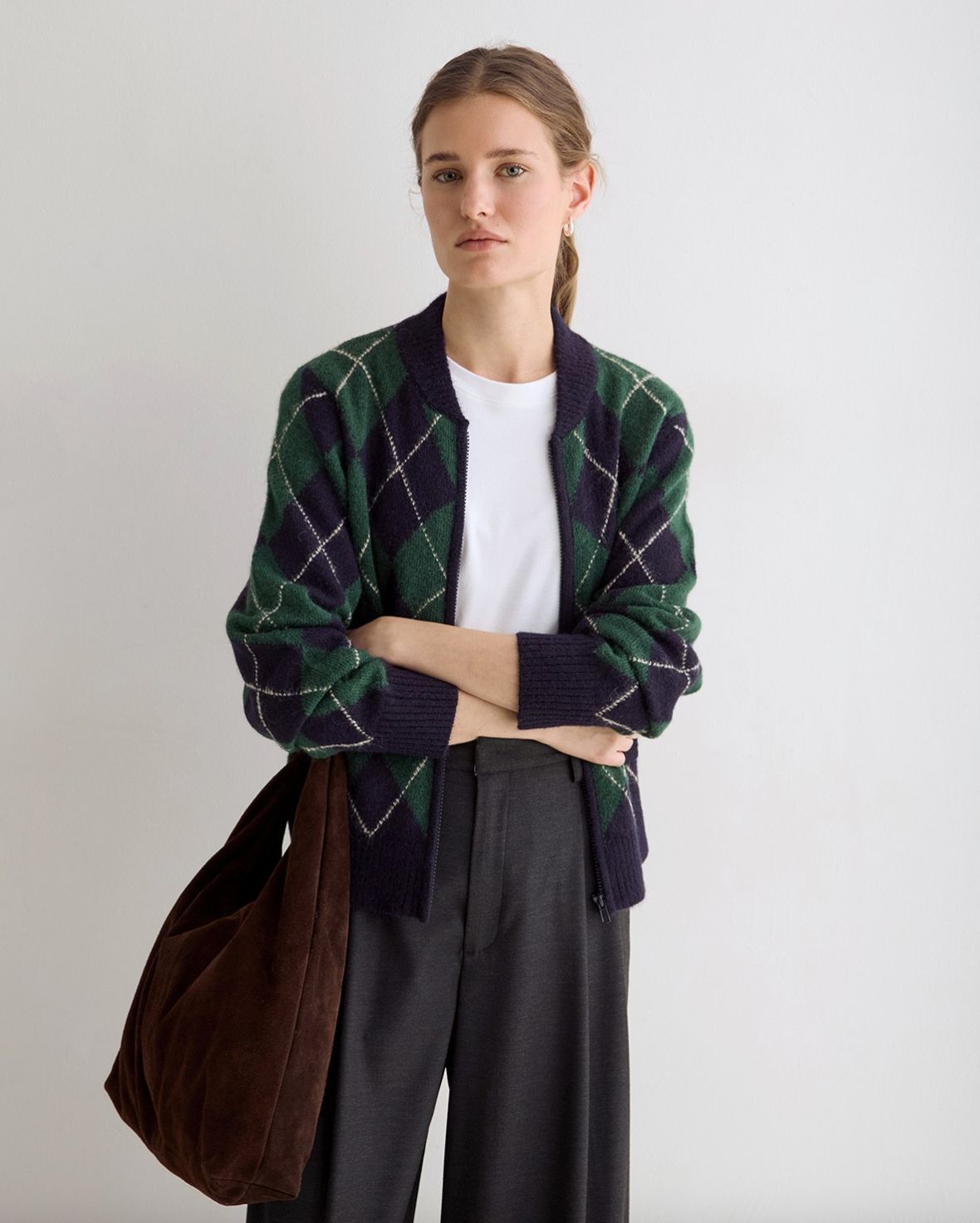 Yerse Diamond Zip-Up Cardigan