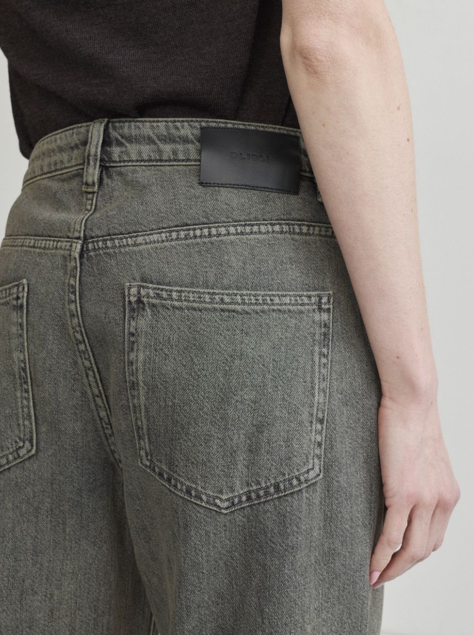 DL1961 Alex Baggy Aura Jean in Character Green