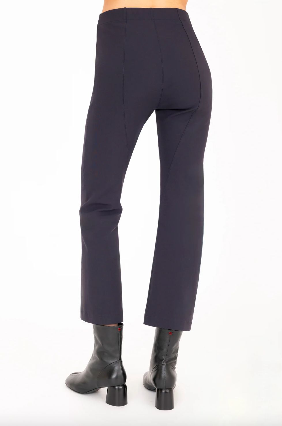 Elaine Kim Vista Cropped Pant in Night