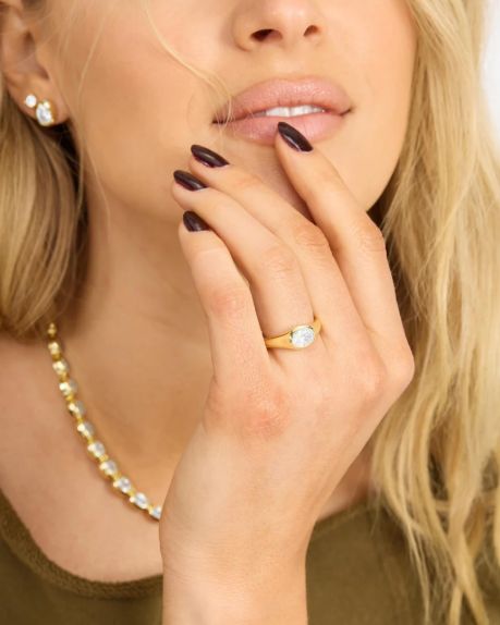 Melinda Maria She's a Boss Signet Ring Gold