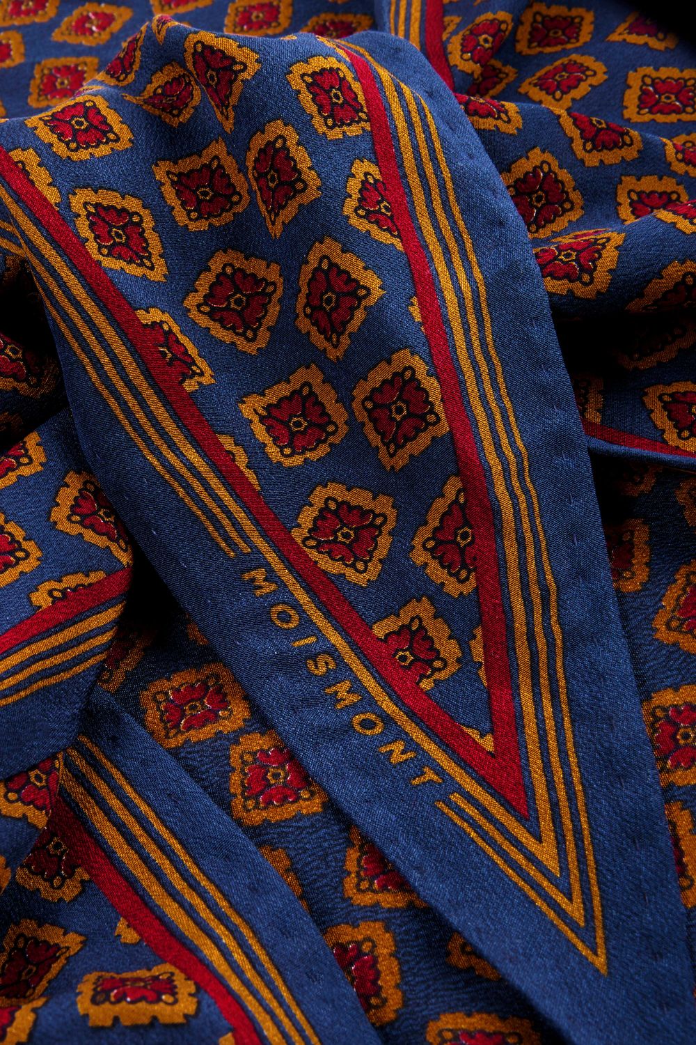 Moismont Cravet Scarf