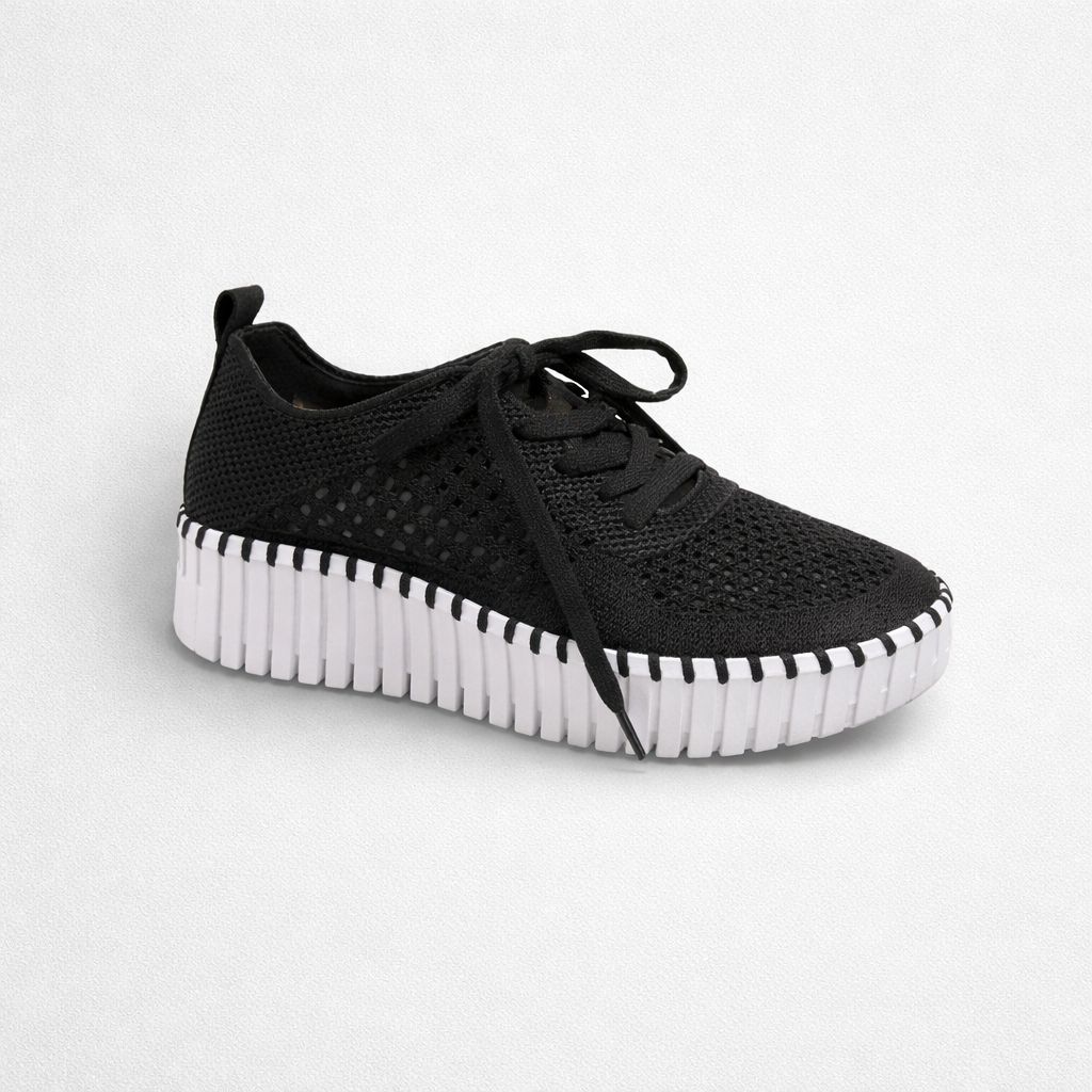 Ilse Jacobsen Embroidery Sneaker in Black