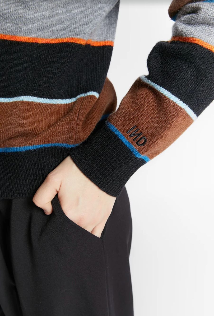 Indee Wishes Sweater in Coffee