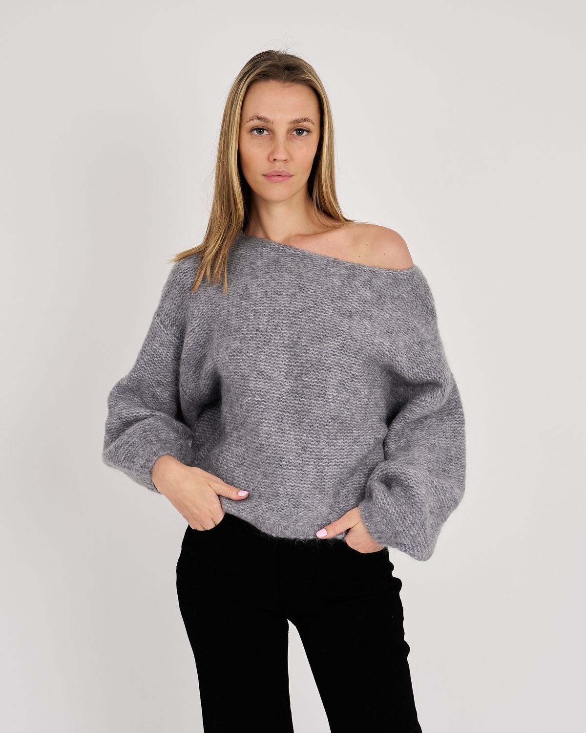 Archer Wyatt Mohair Chunky Crew Sweater