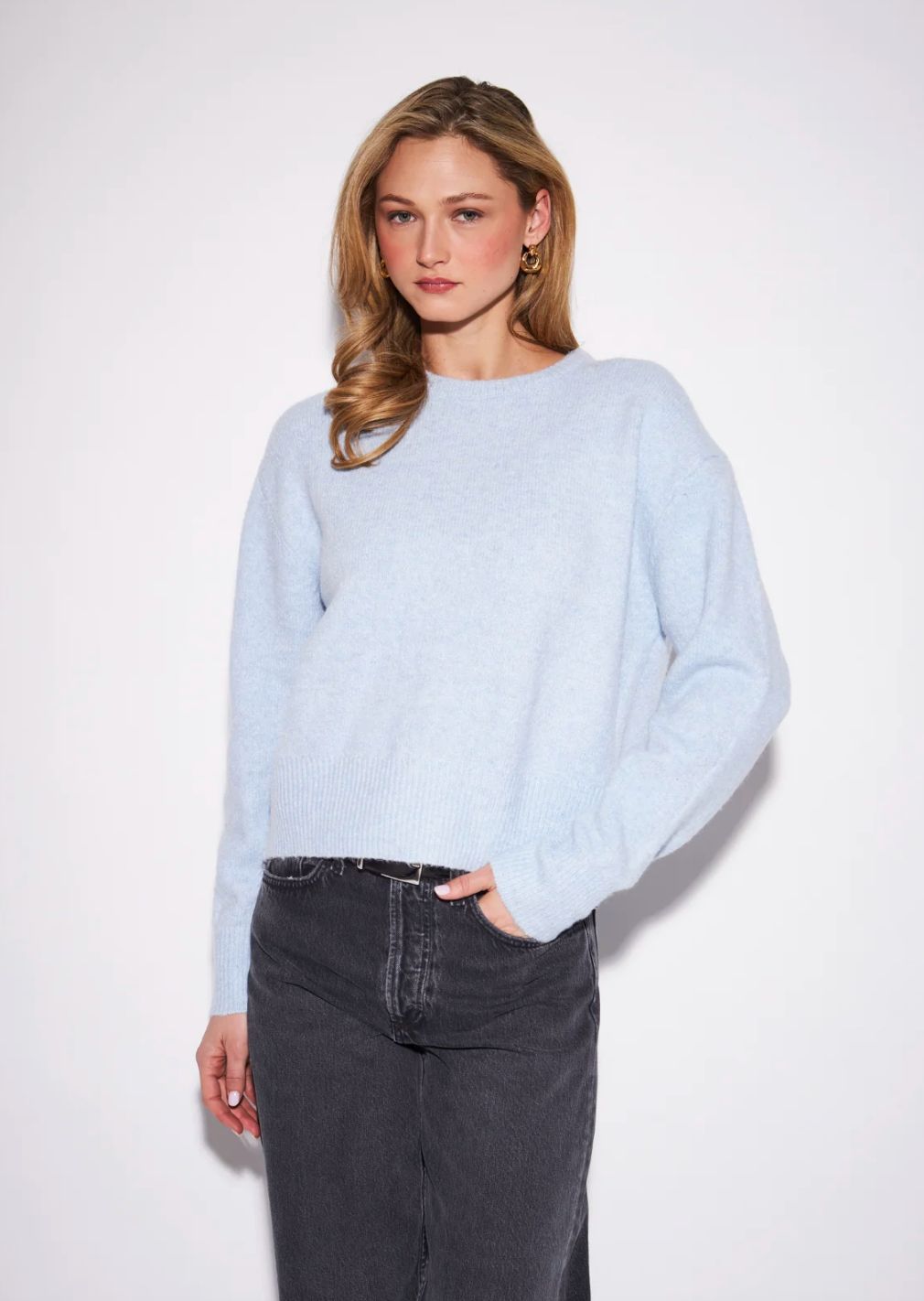 John &amp; Jenn Wilfred Sweater in Sky
