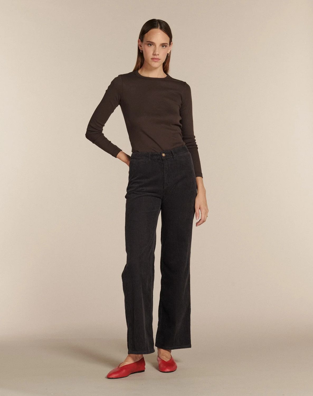 Labdip Swann Corduroy in Truffle Brown
