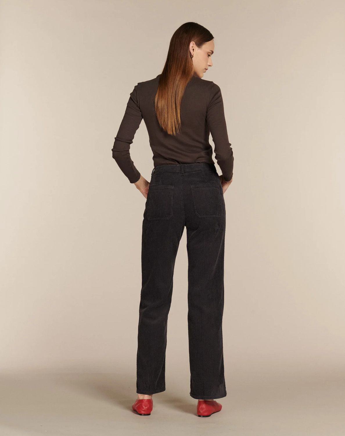 Labdip Swann Corduroy in Truffle Brown