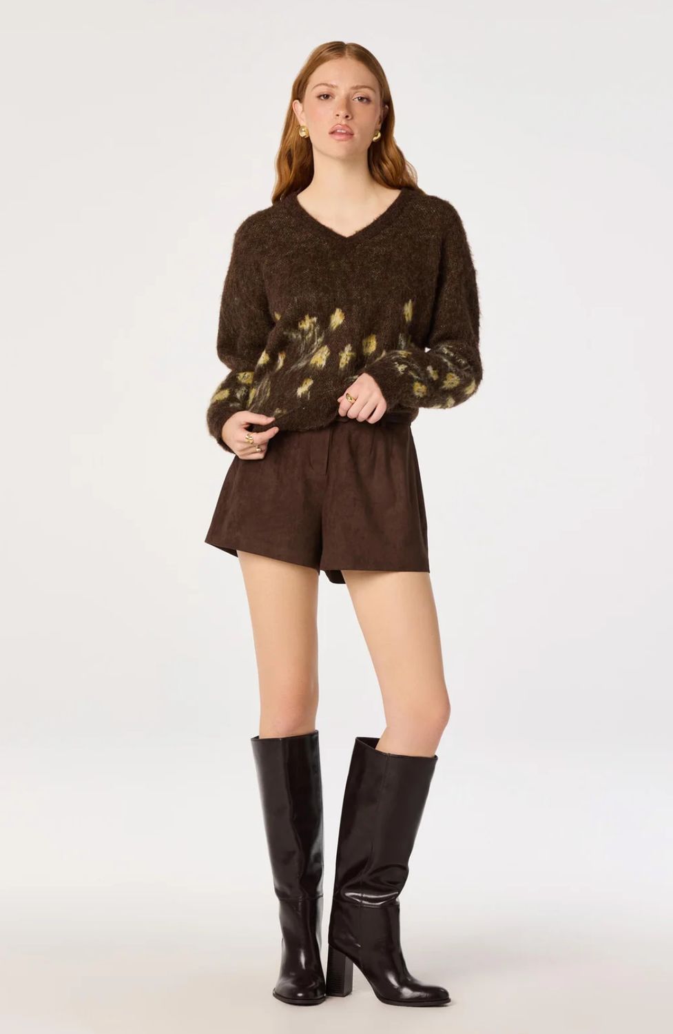 ASTR Bowie Brushed Floral V-Neck Sweater
