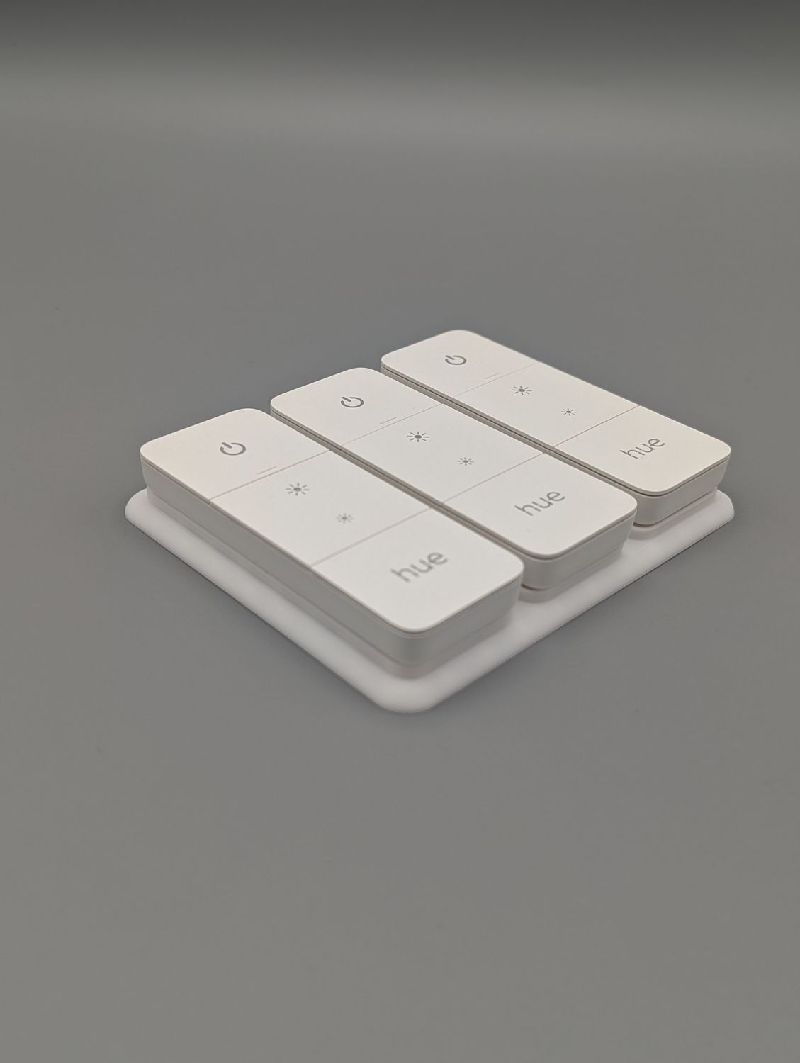 Triple holder for the Philips Hue Dimmer Switch v2