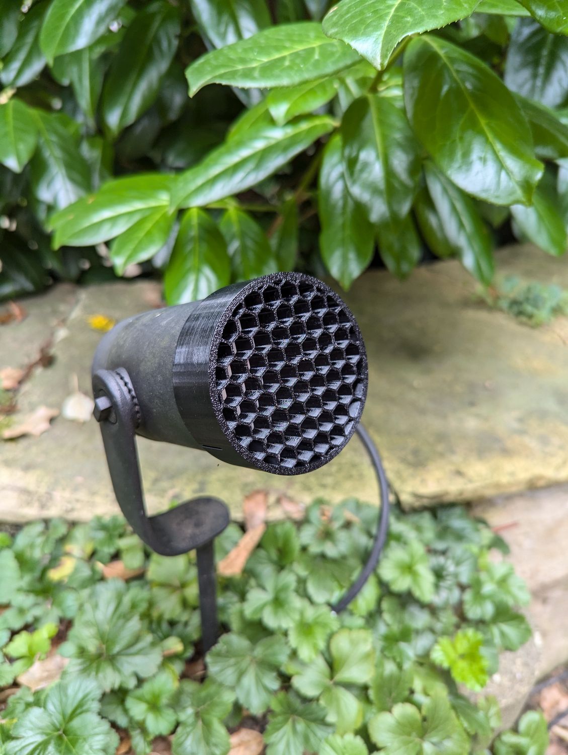 Honeycomb cover for the Philips Hue Lily Spot - unique glare protection