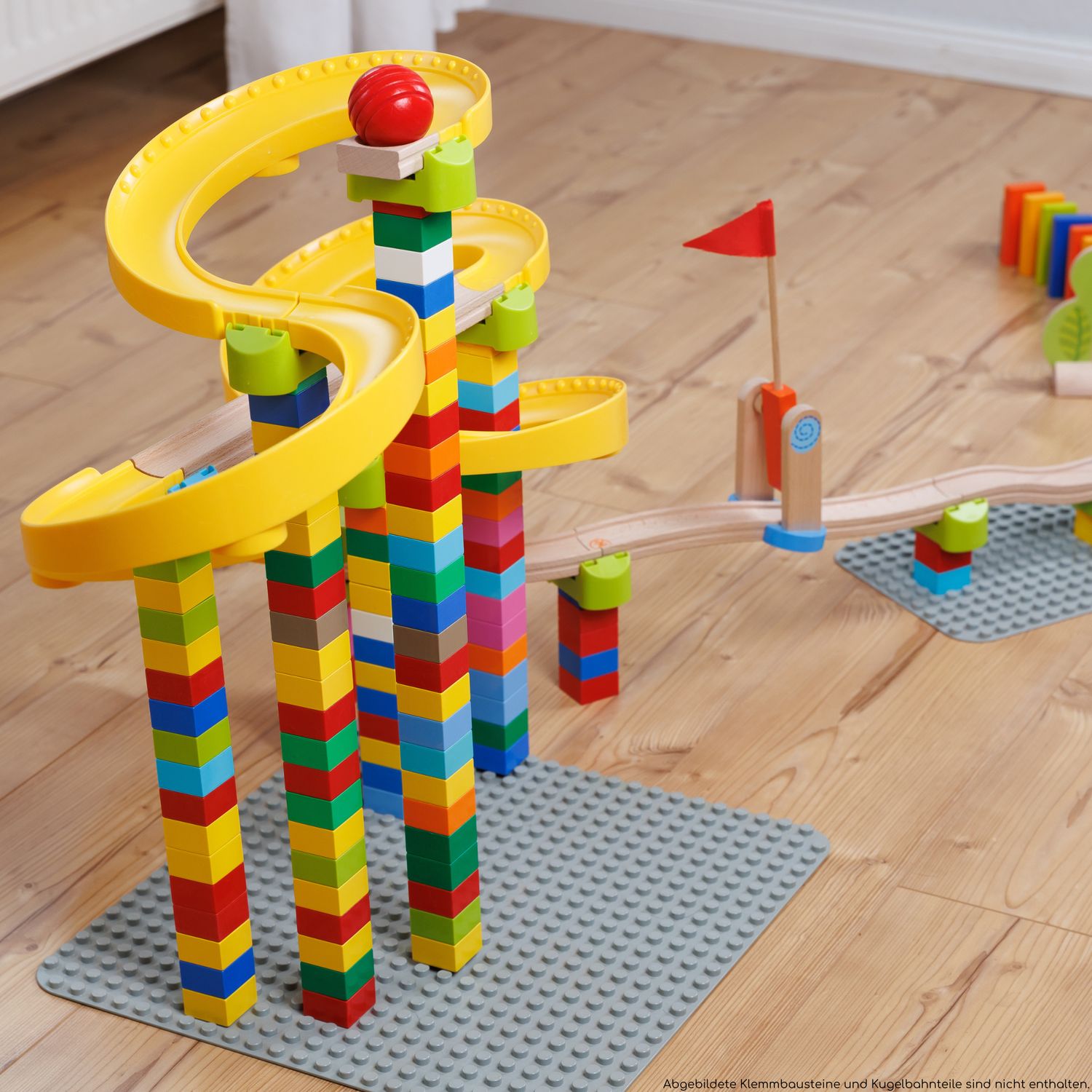 Connector for clamping blocks (e.g. Duplo) and Haba Kullerbü