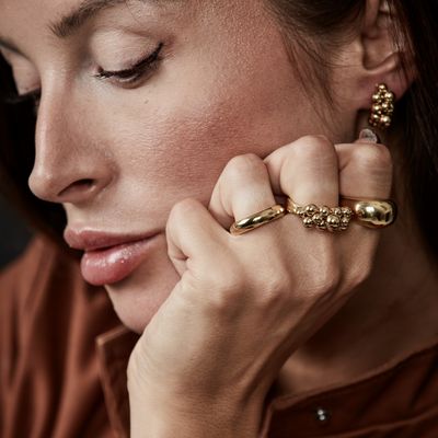 bud to rose - Ring in &#39;Gold&#39;