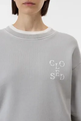closed - Sweater