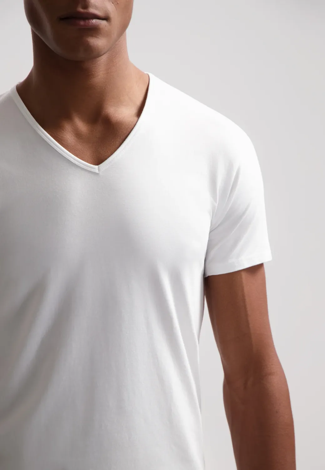 DSTREZZED - Shirt V-Neck white (Doppelpack)