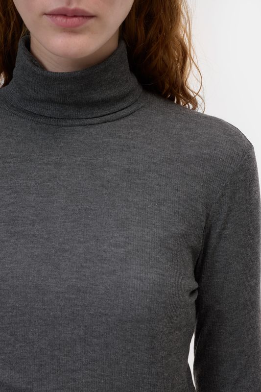CLOSED - Longsleeve