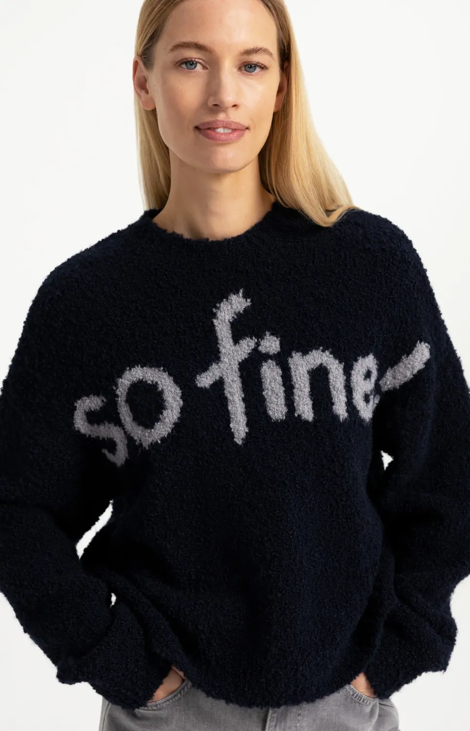 YAYA - Stricker mit Aufschrift