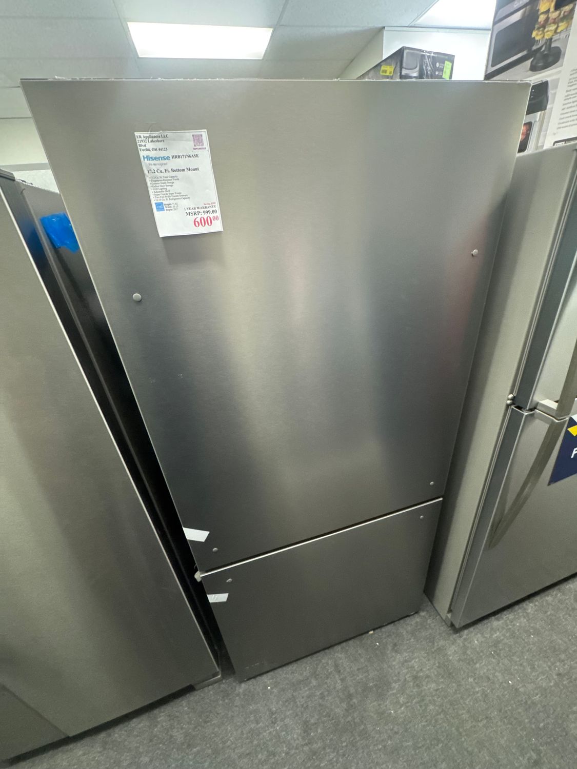 Hisense 17.2 Cu. Ft. Bottom Mount