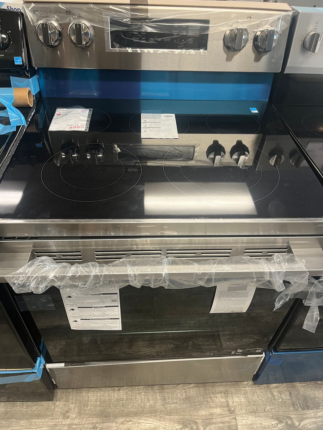 LG 30" Smart Electric Range