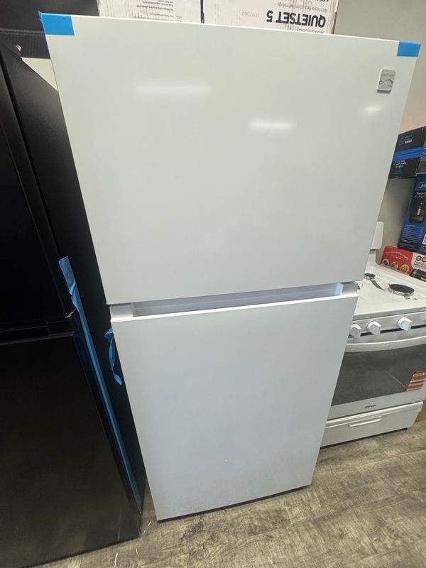 Kenmore 30" Top Freezer Refrigerator