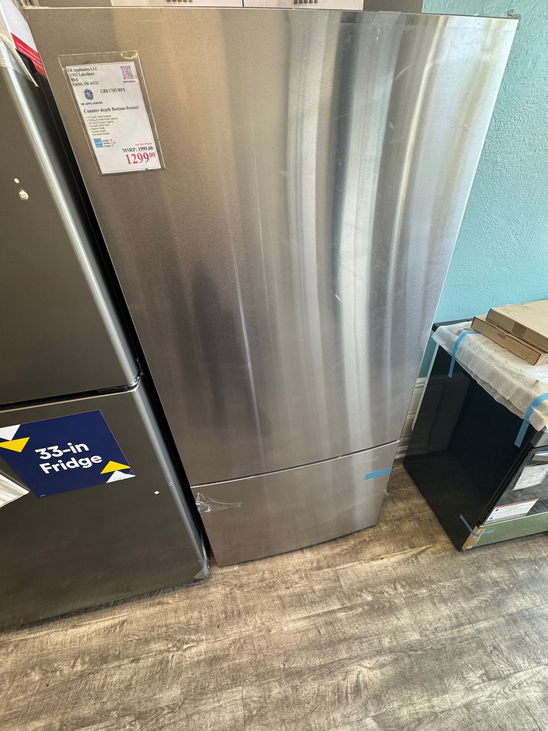 GE Counter-depth Bottom-freezer