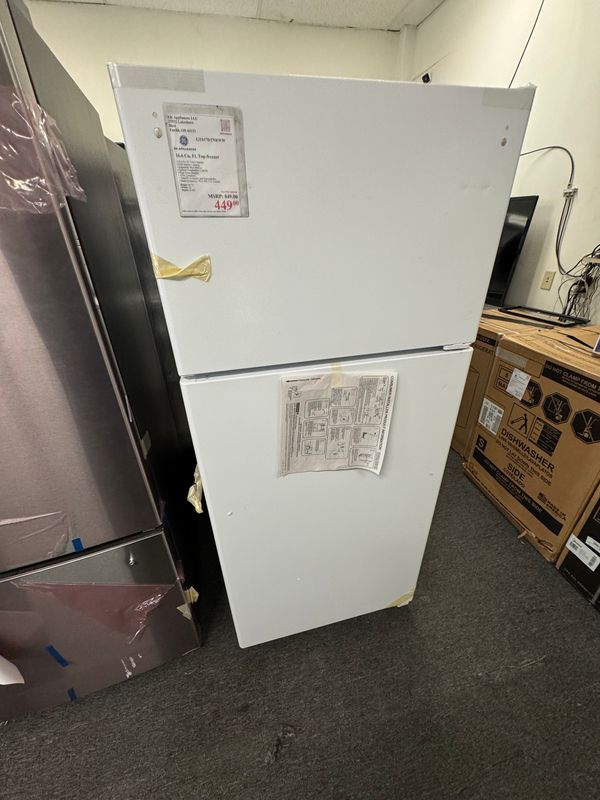 GE 16.6 Cu. Ft. Top-freezer