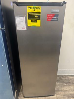 Frigidaire 6.5 Cu. Ft. Upright Freezer Frigidaire 6.5 Cu. Ft. Upright Freezer