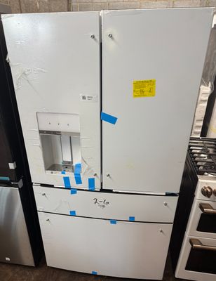 Café 27.8 Cu. Ft. Smart French-door