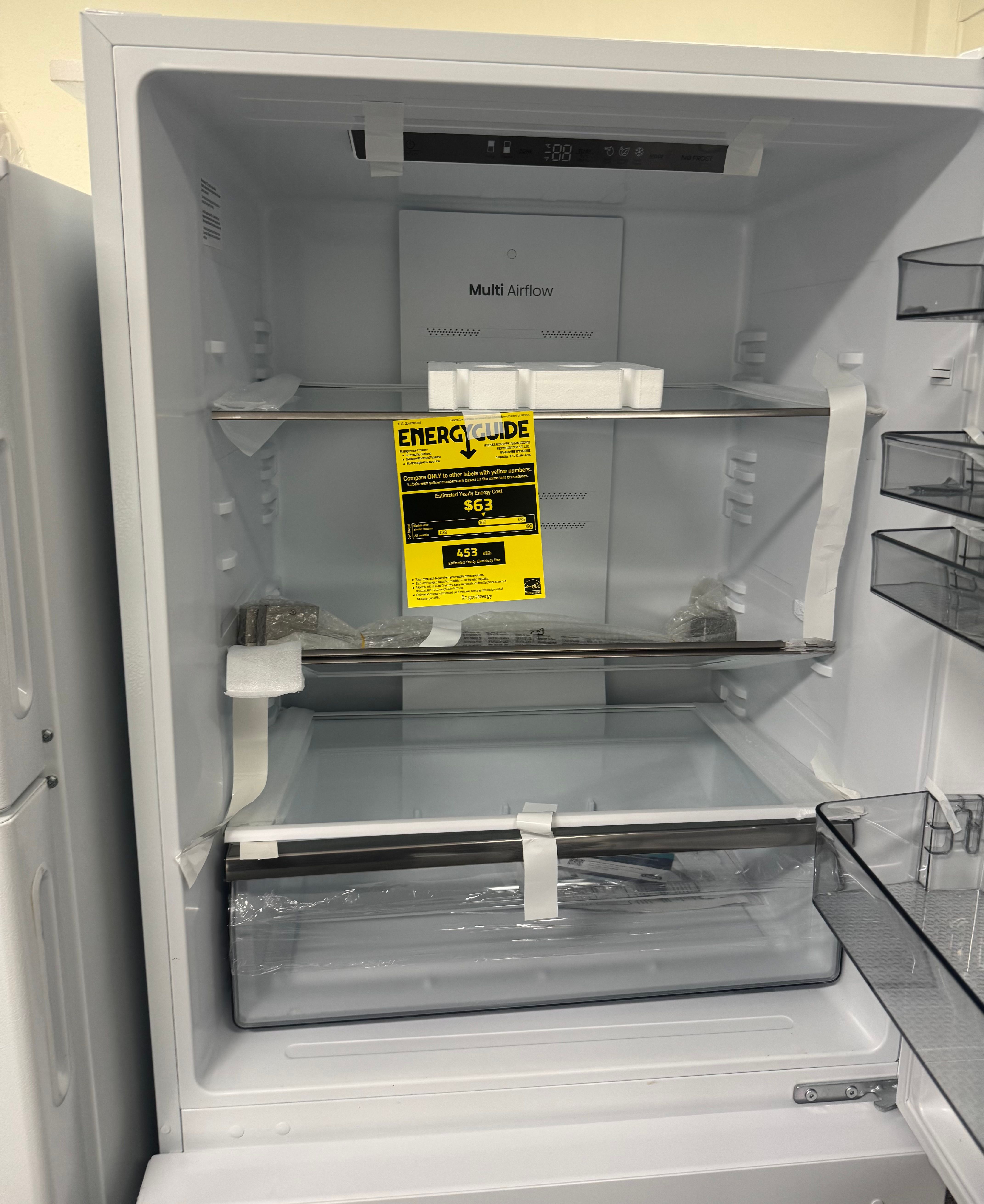 Hisense 17.2 Cu. Ft. Bottom Mount