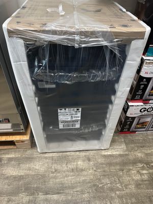 Frigidaire 24" Single Gas Wall Oven