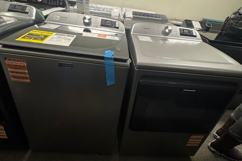 Maytag Smart Top Load/Electric Dryer