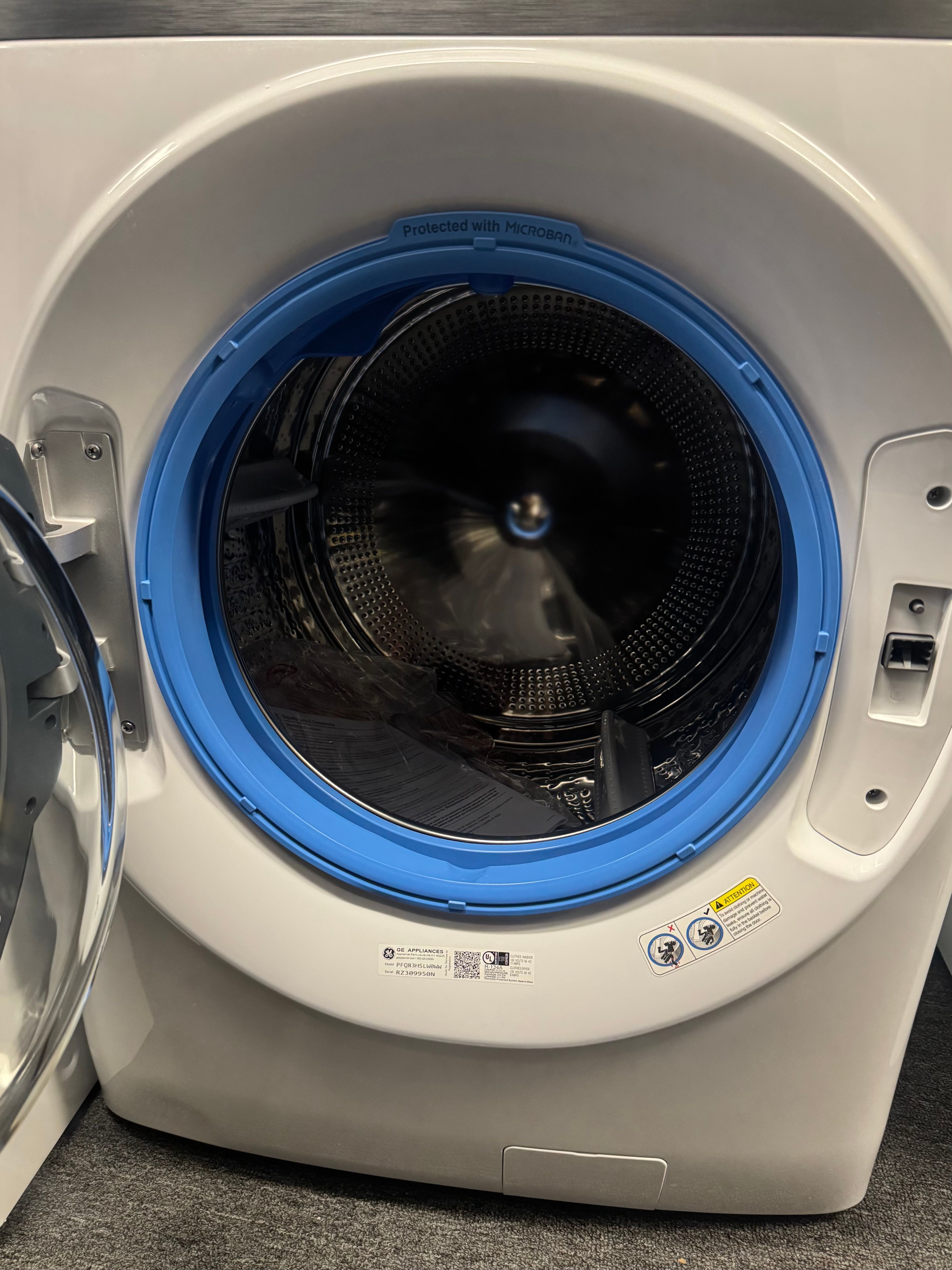 GE Profile 4.6 Cu. Ft. Washer / Dryer