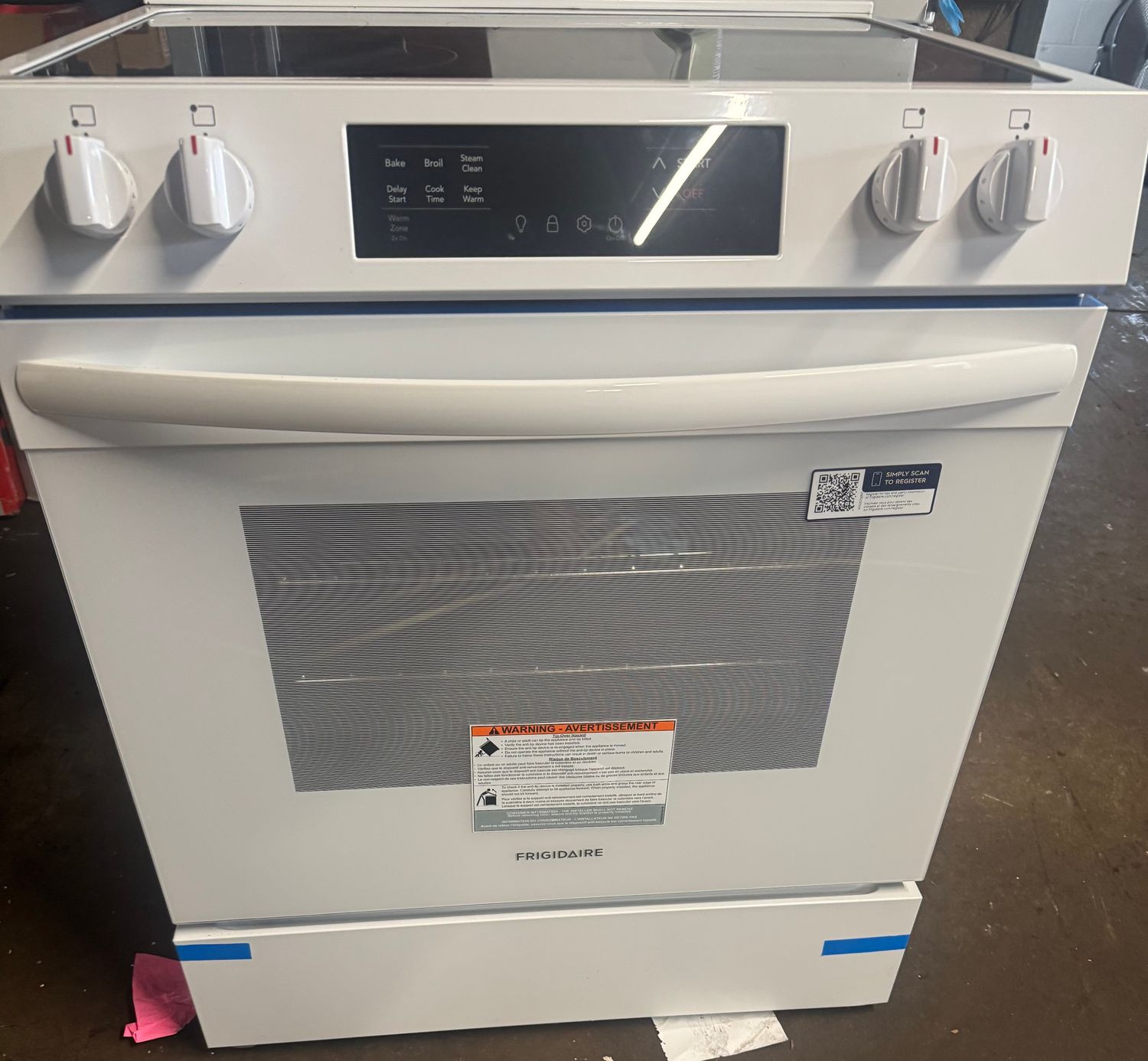 Frigidaire 30" Front Control Electric Range