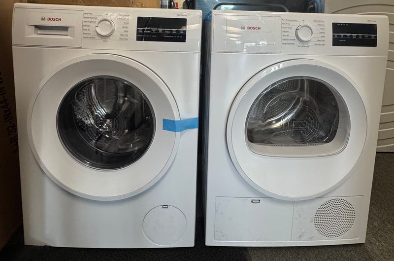 Bosch 2.2 Cu. Ft. Compact Washer/Compact Condensation Dryer