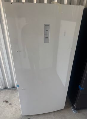Frigidaire 33 Frigidaire 33" Single Door Refrigerator