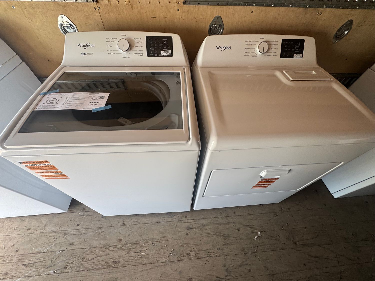 Whirlpool 4.3 Cu. Ft. Top Load Washer & 7.0 Cu. Ft. Electric Dryer Laundry Set – WTW4307SW / WED4307SW