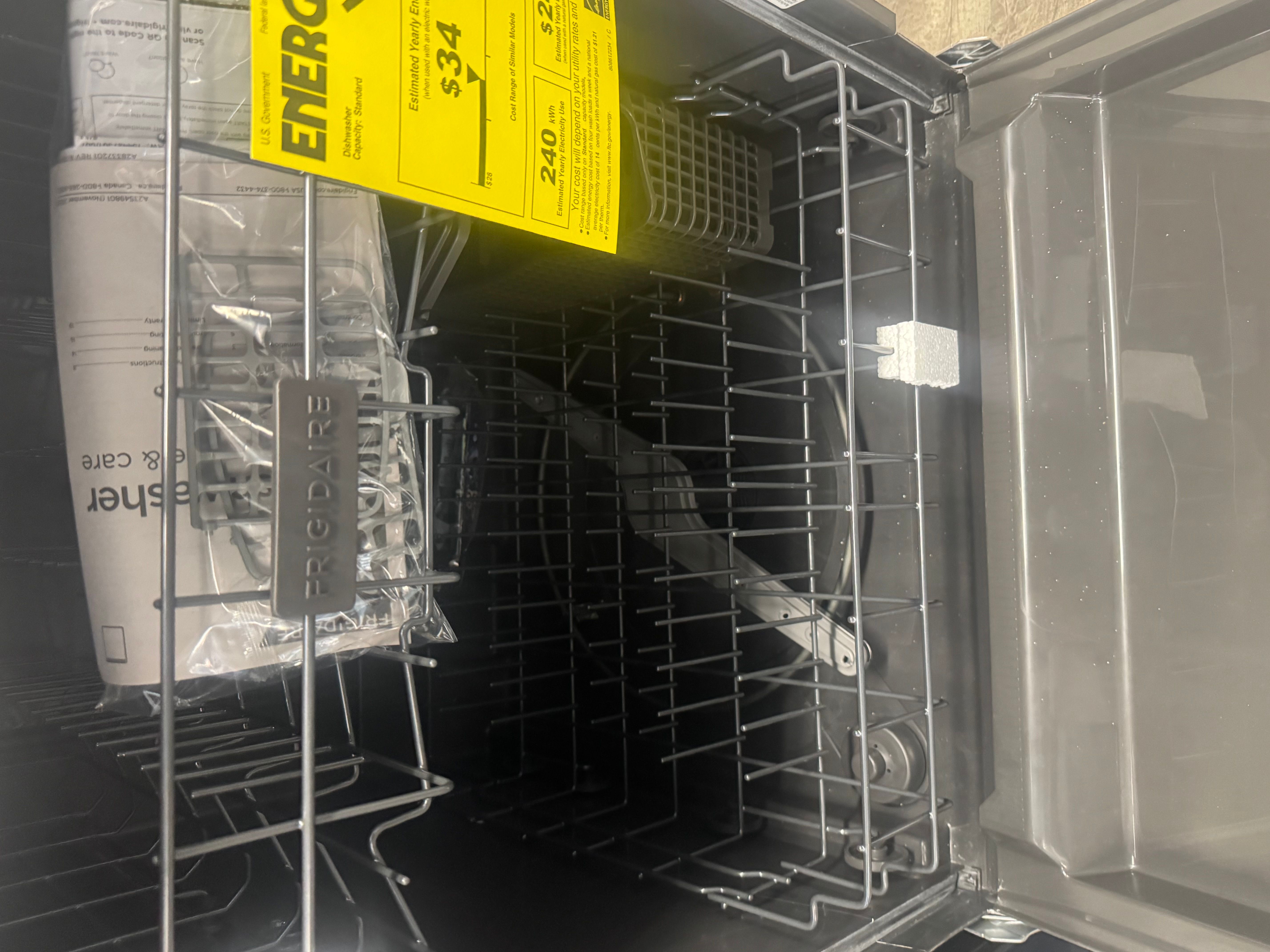 frigidaire 24” Built in Dishwasher