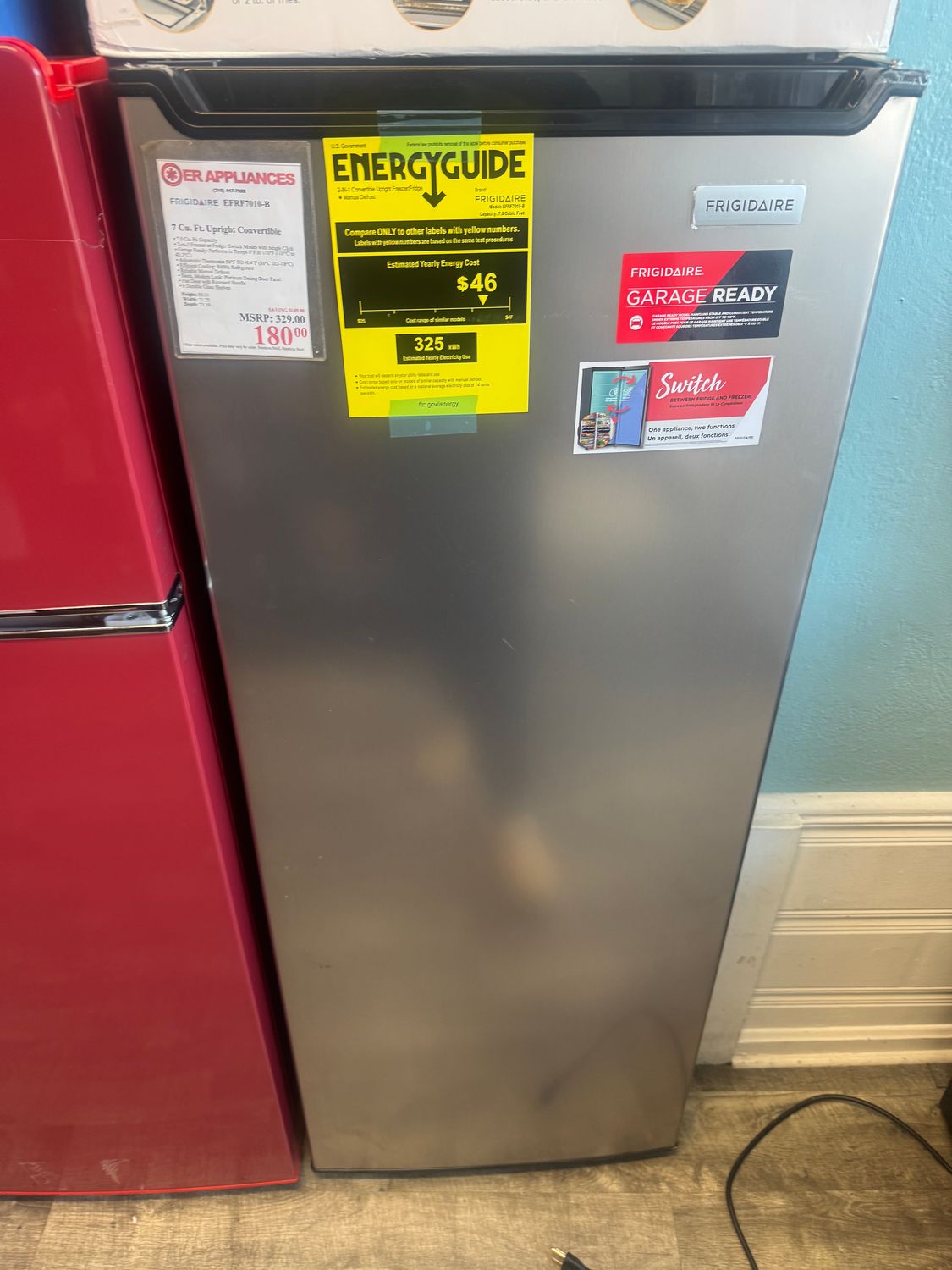 Frigidaire EFR780B6COM 7.5 Cu. Ft. Top Freezer Refrigerator Frigidaire EFR780B6COM 7.5 Cu. Ft. Top Freezer Refrigerator