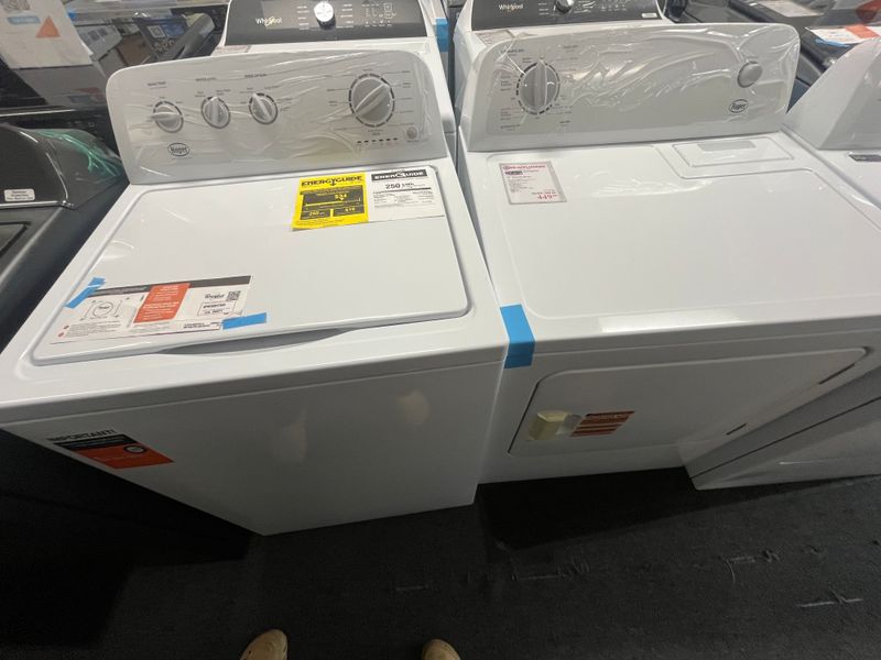 Roper RTW3005TW Washer & RED3005TW Dryer Laundry Set Roper RTW3005TW Washer & RED3005TW Dryer Laundry Set