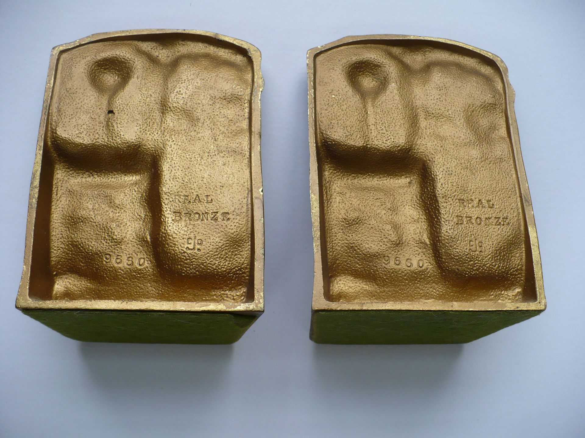 CIRCA 1920'S JUDD COMPANY BRONZE LION HEAD FOUNTAIN LANDSCAPE SCENE BOOKENDS