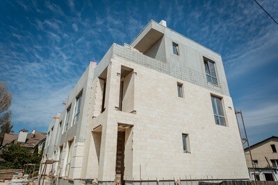 Complex de Townhouse-uri, Valea Morilor! Priveliște spre pădure!