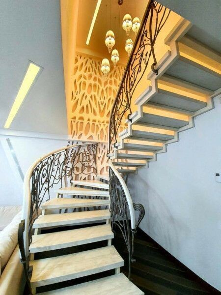 Vânzare Penthouse cu 5 camere+terasă, Centru, str. Tolstoi!