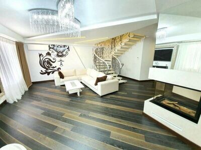 Vânzare Penthouse cu 5 camere+terasă, Centru, str. Tolstoi!