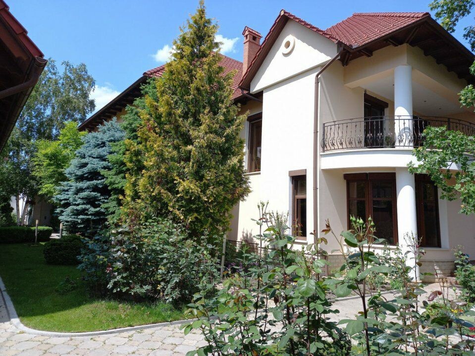 Casa de vânzare! Zona Valea Morilor