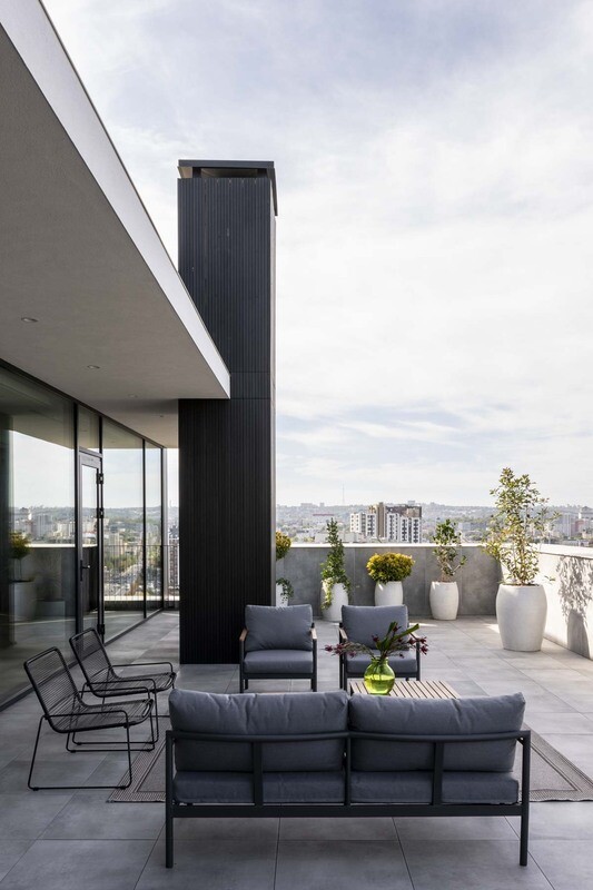 Apartamente (Apartments)