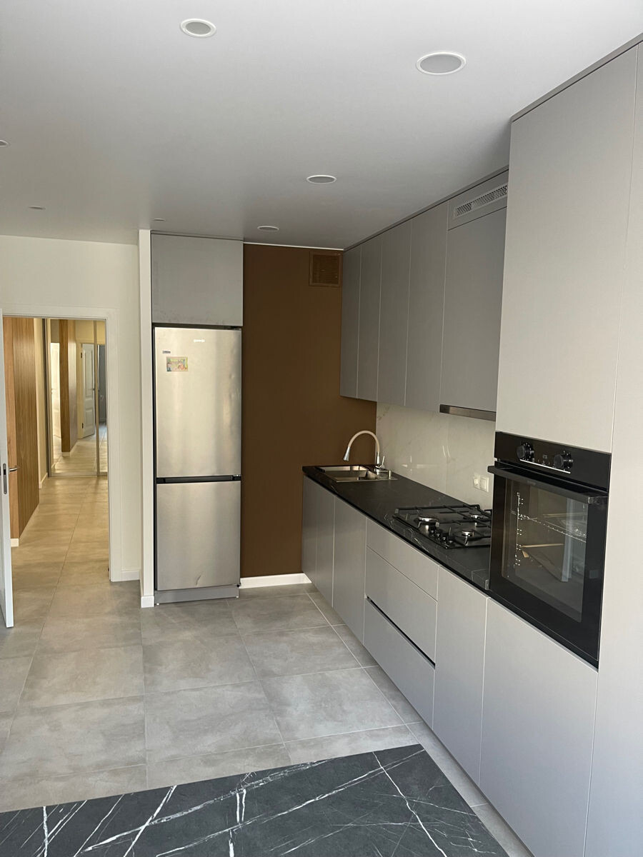 Închiriere Apartament cu 1 cameră + Living, 53 m², Centru, Chișinău