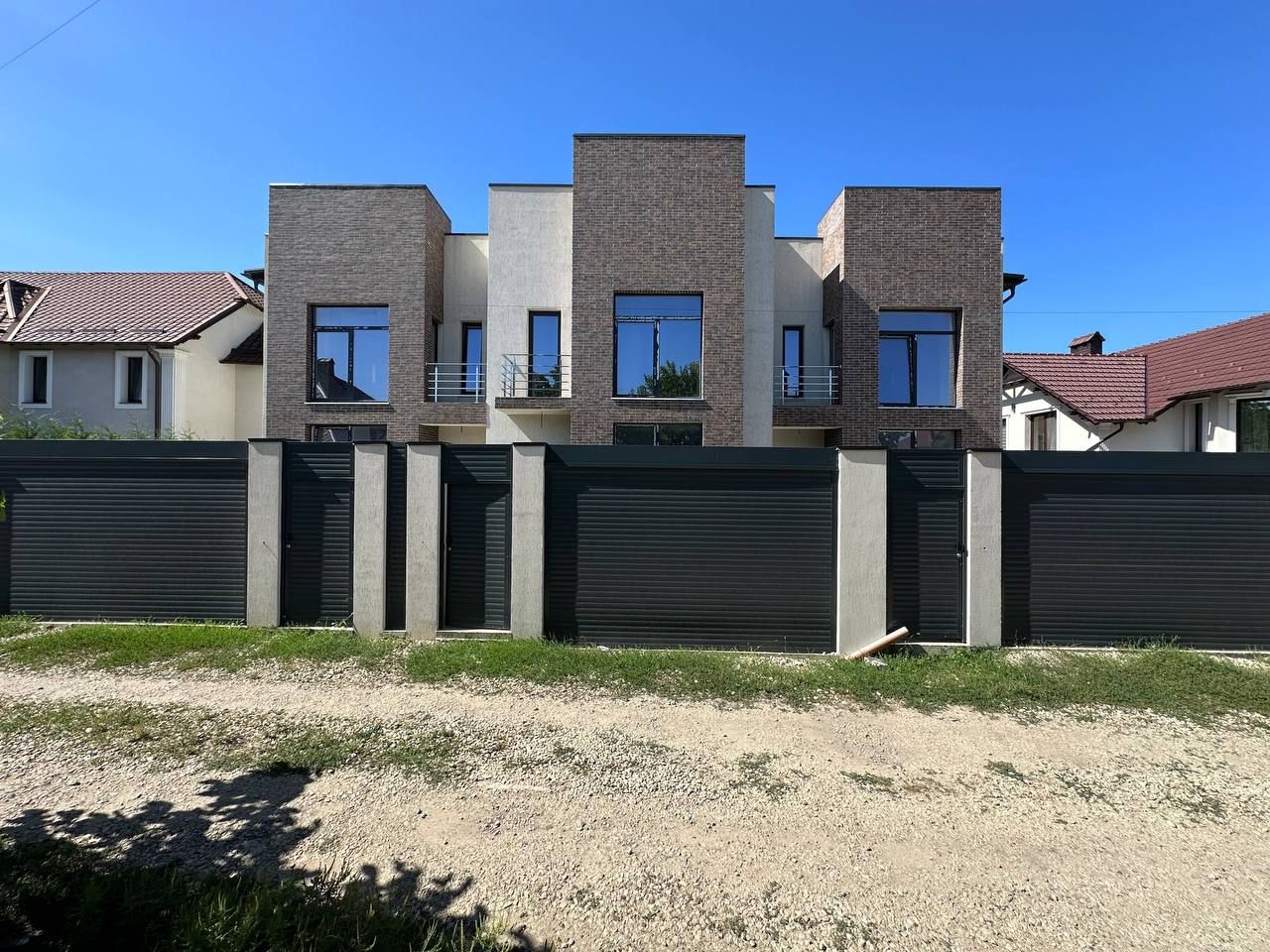 Vânzare Townhouse în 2 nivele, Durlești, 165 mp + 2 ari!
