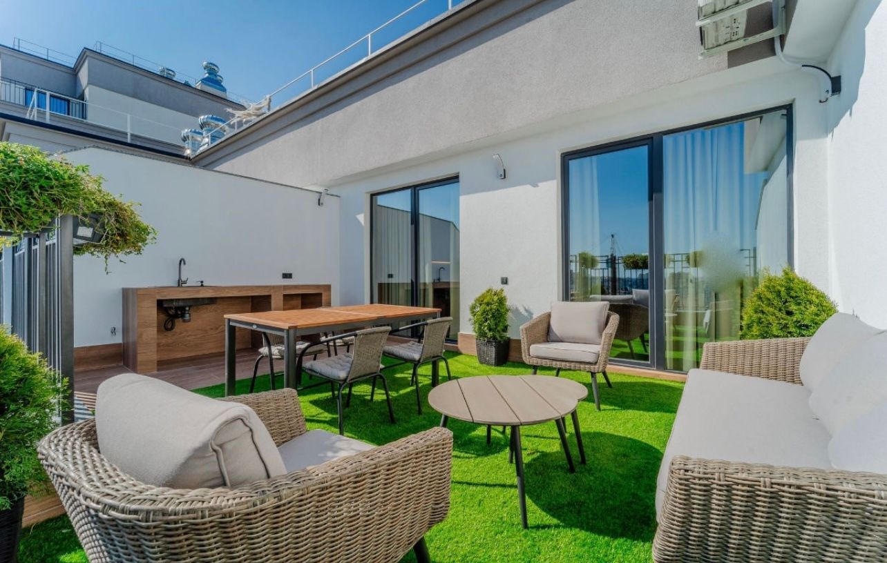 Apartament cu 2 camere plus living, 79m², Ciocana, Chișinău