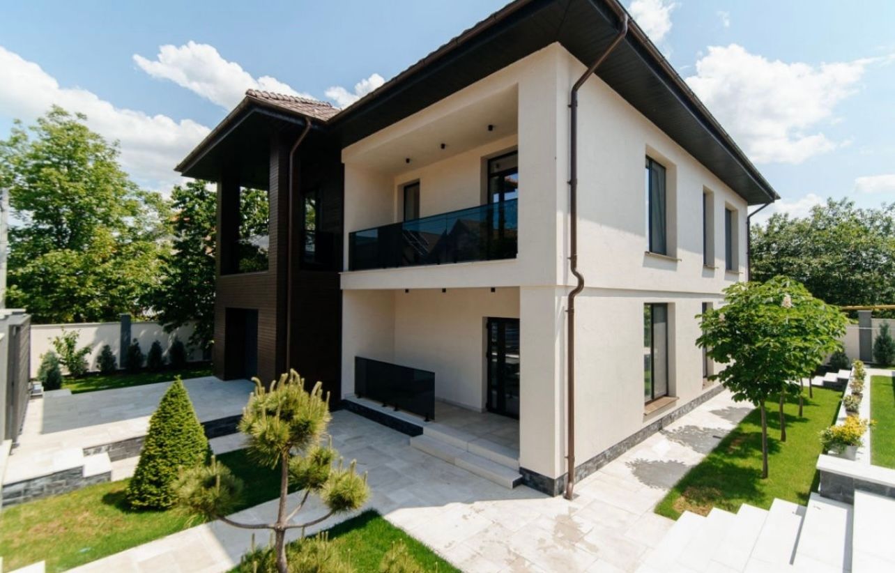 Casa în 2 nivele , Buiucani ,Dumbrava , Chișinău.